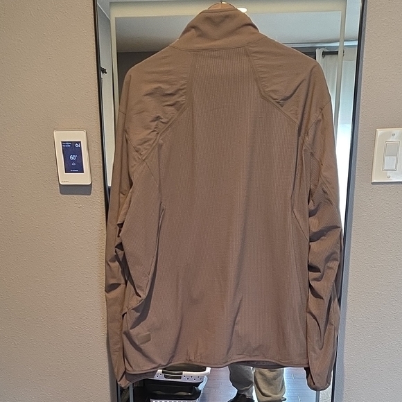 lululemon athletica Tan Lightweight Jacket - Picture 4 of 6